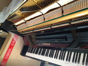 专业二手钢琴批发商行产品相册赏析